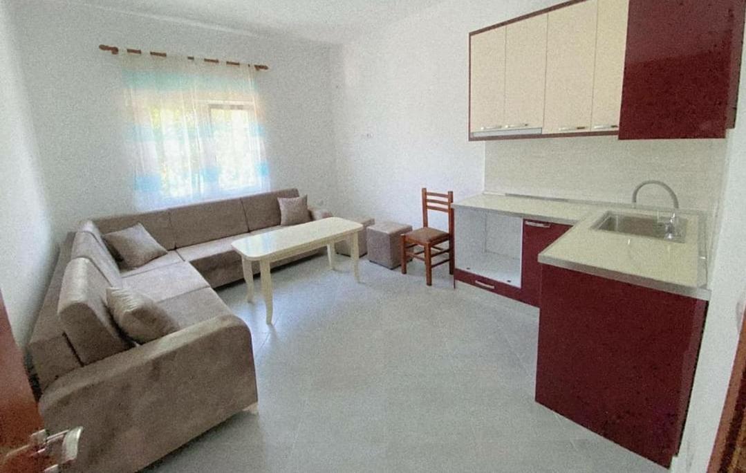 Bar-Restaurant-Hotel-Familja Klos Экстерьер фото